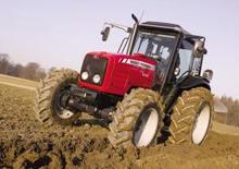 4WD ट्रैक्टर Massey Ferguson MF 4435