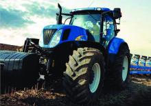 4WD ट्रैक्टर New Holland T 7030 (700)
