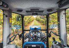 4WD ट्रैक्टर New Holland T4.90 V