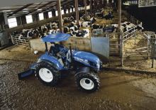 4WD ट्रैक्टर New Holland T5.85