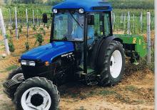 4WD ट्रैक्टर New Holland TN 70 F DT (101/100)