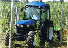 4WD ट्रैक्टर New Holland TN 95 F DT (100)