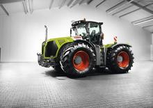 4WD ट्रैक्टर Claas Xerion 3300 Trac
