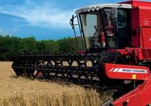 कंबाइन हार्वेस्टर Massey Ferguson Activa 7244