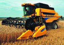 कंबाइन हार्वेस्टर New Holland CSX 7050