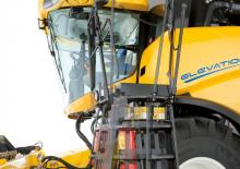 कंबाइन हार्वेस्टर New Holland CX 6090 Elevation
