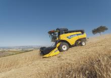 कंबाइन हार्वेस्टर New Holland CX5.90