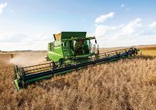कंबाइन हार्वेस्टर John Deere T560