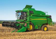 कंबाइन हार्वेस्टर John Deere W440 PTC