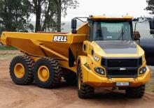 आर्टिकुलेटेड डंप ट्रक Bell B18E