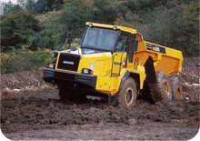 आर्टिकुलेटेड डंप ट्रक Komatsu HM300-2