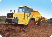 आर्टिकुलेटेड डंप ट्रक Komatsu HM350-2