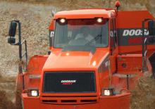 आर्टिकुलेटेड डंप ट्रक Doosan MT 36