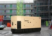 डीजल पावर जनरेटर Doosan G200-IIIA 