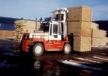 डीजल फोर्कलिफ्ट SVETRUCK 1560-35