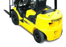 डीजल फोर्कलिफ्ट Hyundai 33 D 7 E