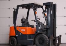 डीजल फोर्कलिफ्ट Doosan D25G