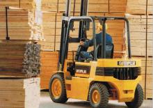 डीजल फोर्कलिफ्ट Caterpillar VC 60 E