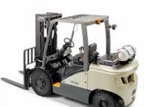 एलपीजी फोर्कलिफ्ट Crown CG40S-7