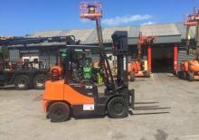 एलपीजी फोर्कलिफ्ट Doosan G33P-5