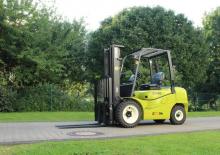 एलपीजी फोर्कलिफ्ट Clark GTS33 L