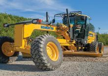 ग्रेडर Komatsu GD655-6