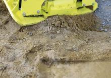 हाइड्रोलिक एक्सकेवेटर के लिए कॉम्पेक्टर Ammann ACA 5546
