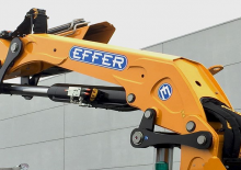 हाइड्रोलिक लोडिंग क्रेन Effer 205 5S