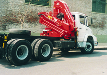 हाइड्रोलिक लोडिंग क्रेन Amco Veba 825-3 S