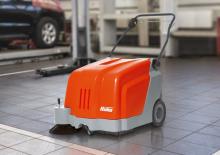 हैंड-कंट्रोल्ड स्वीपर Hako Sweepmaster B 500