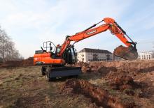 व्हील एक्सकेवेटर Doosan DX 140 W