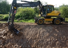 व्हील एक्सकेवेटर Volvo EW180C