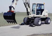 व्हील एक्सकेवेटर Terex-Schaeff HML 42