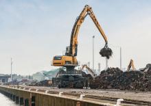 मटेरियल हैंडलर Liebherr LH 150 M High Rise Port Litronic
