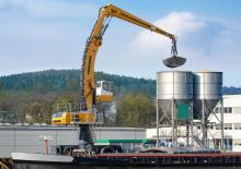 मटेरियल हैंडलर Liebherr LH 80 M High Rise Port Litronic