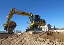 व्हील एक्सकेवेटर Komatsu PW180-10