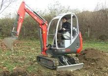 मिनी एक्सकेवेटर Neuson 1403