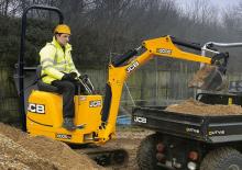 मिनी एक्सकेवेटर JCB 8008 CTS