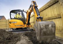 मिनी एक्सकेवेटर JCB 8025 ZTS