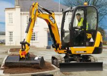 मिनी एक्सकेवेटर JCB 8026 CTS