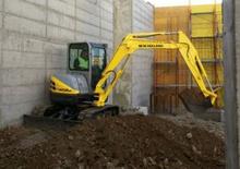 मिनी एक्सकेवेटर New Holland E 40 SR