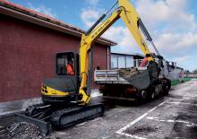 मिनी एक्सकेवेटर New Holland E 45 SR