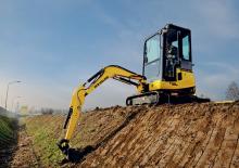 मिनी एक्सकेवेटर New Holland E18B