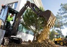 मिनी एक्सकेवेटर Volvo EC17C