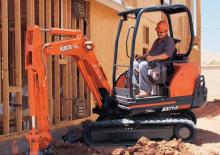 मिनी एक्सकेवेटर Kubota KX71-3S