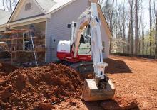 मिनी एक्सकेवेटर Takeuchi TB 240