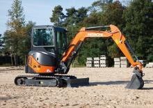 मिनी एक्सकेवेटर Hitachi ZX 33 U 3