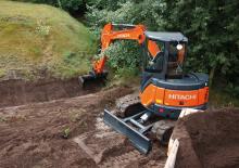 मिनी एक्सकेवेटर Hitachi ZX 52 U 3