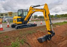 क्रॉलर एक्सकेवेटर JCB 65R-1