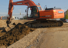क्रॉलर एक्सकेवेटर Doosan DX 255 N LC